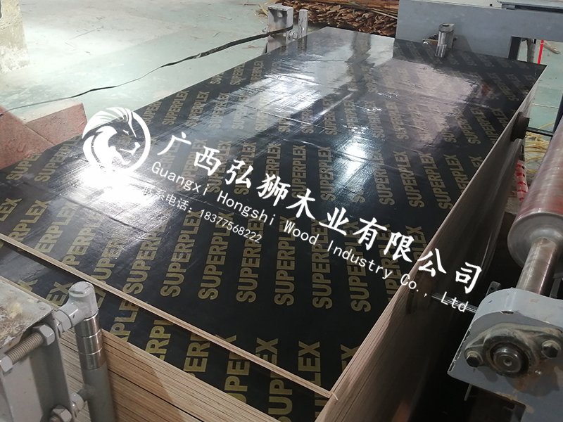 廣西高級(jí)覆膜板廠家縮略圖 廣西高級(jí)覆膜板廠家